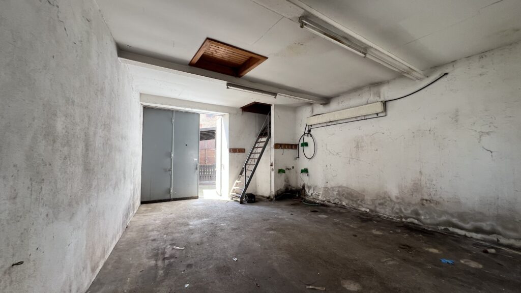 Produktionshalle im Nebengebäude