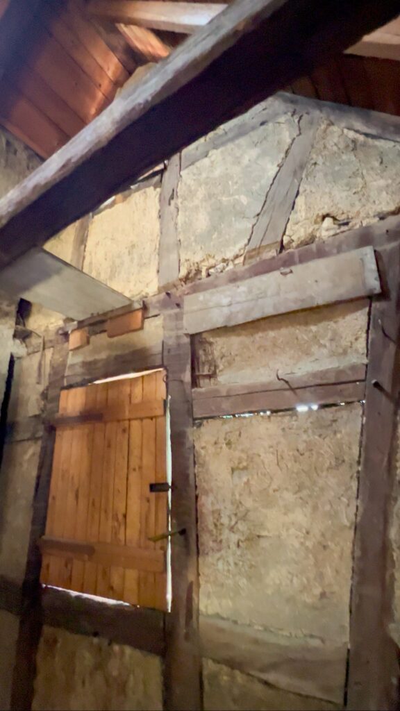 Innenansicht des Fachwerks im Haupthaus des Eberbacher Hof